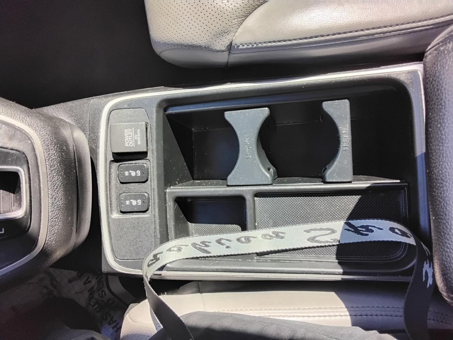 2015 SILVER /Beige Honda CR-V EX-L 2WD (5J6RM3H92FL) with an 2.4L L4 DOHC 16V engine, Continuously Variable Transmission transmission, located at 6112 N Florida Avenue, Tampa, FL, 33604, (888) 521-5131, 27.954929, -82.459534 - 499$ DOWN PLUS TAX & TAG. - Photo#19