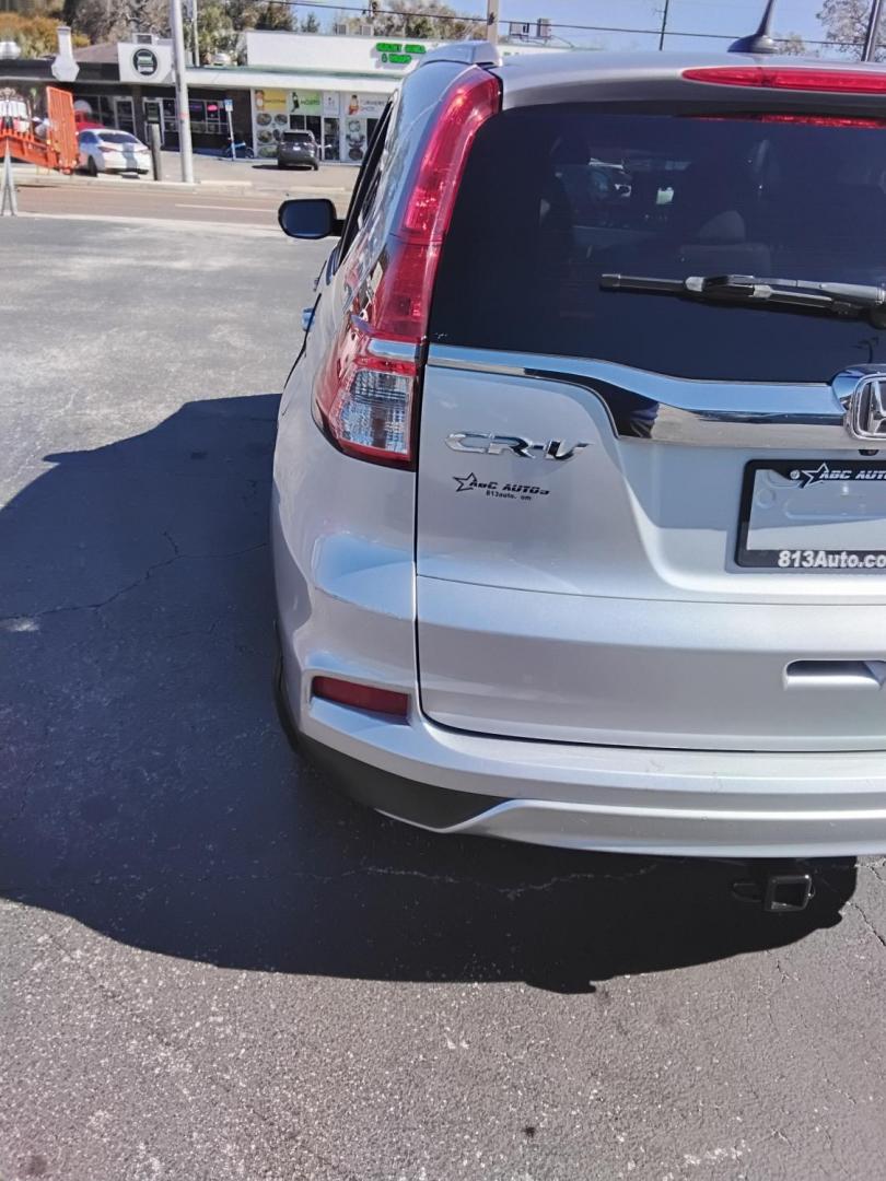 2015 SILVER /Beige Honda CR-V EX-L 2WD (5J6RM3H92FL) with an 2.4L L4 DOHC 16V engine, Continuously Variable Transmission transmission, located at 6112 N Florida Avenue, Tampa, FL, 33604, (888) 521-5131, 27.954929, -82.459534 - 499$ DOWN PLUS TAX & TAG. - Photo#10