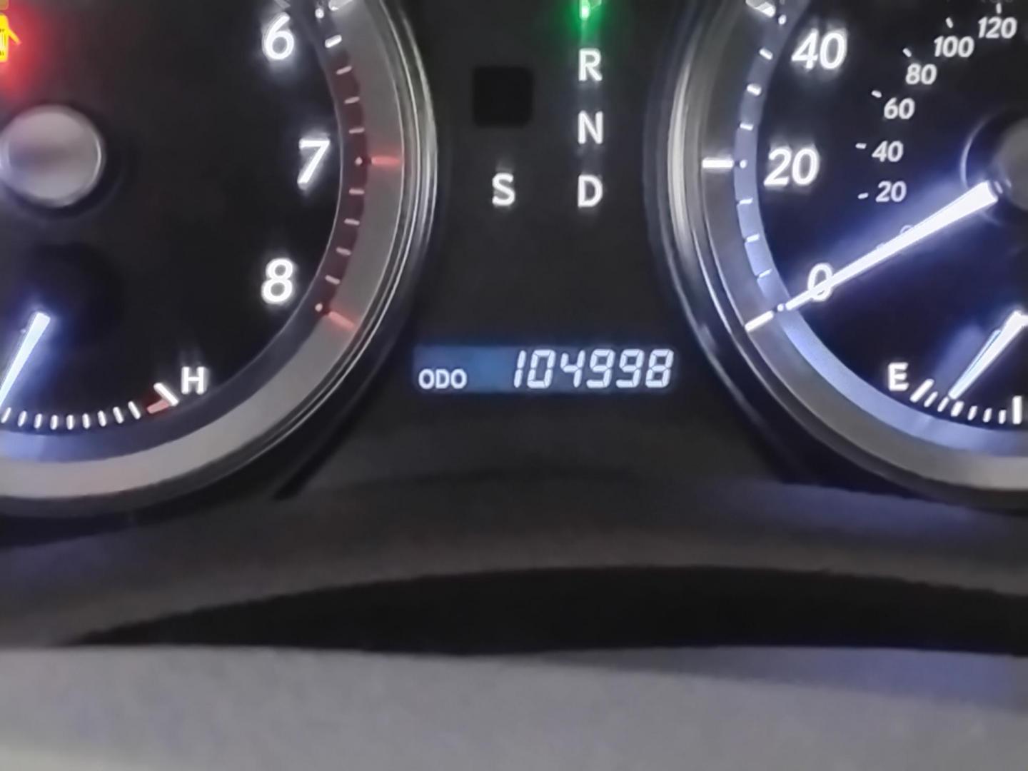 2012 White /Beige Lexus ES 350 Sedan (JTHBK1EG4C2) with an 3.5L V6 DOHC 24V engine, 6-Speed Automatic transmission, located at 6112 N Florida Avenue, Tampa, FL, 33604, (888) 521-5131, 27.954929, -82.459534 - 499$ Down plus tax & tag. - Photo#9