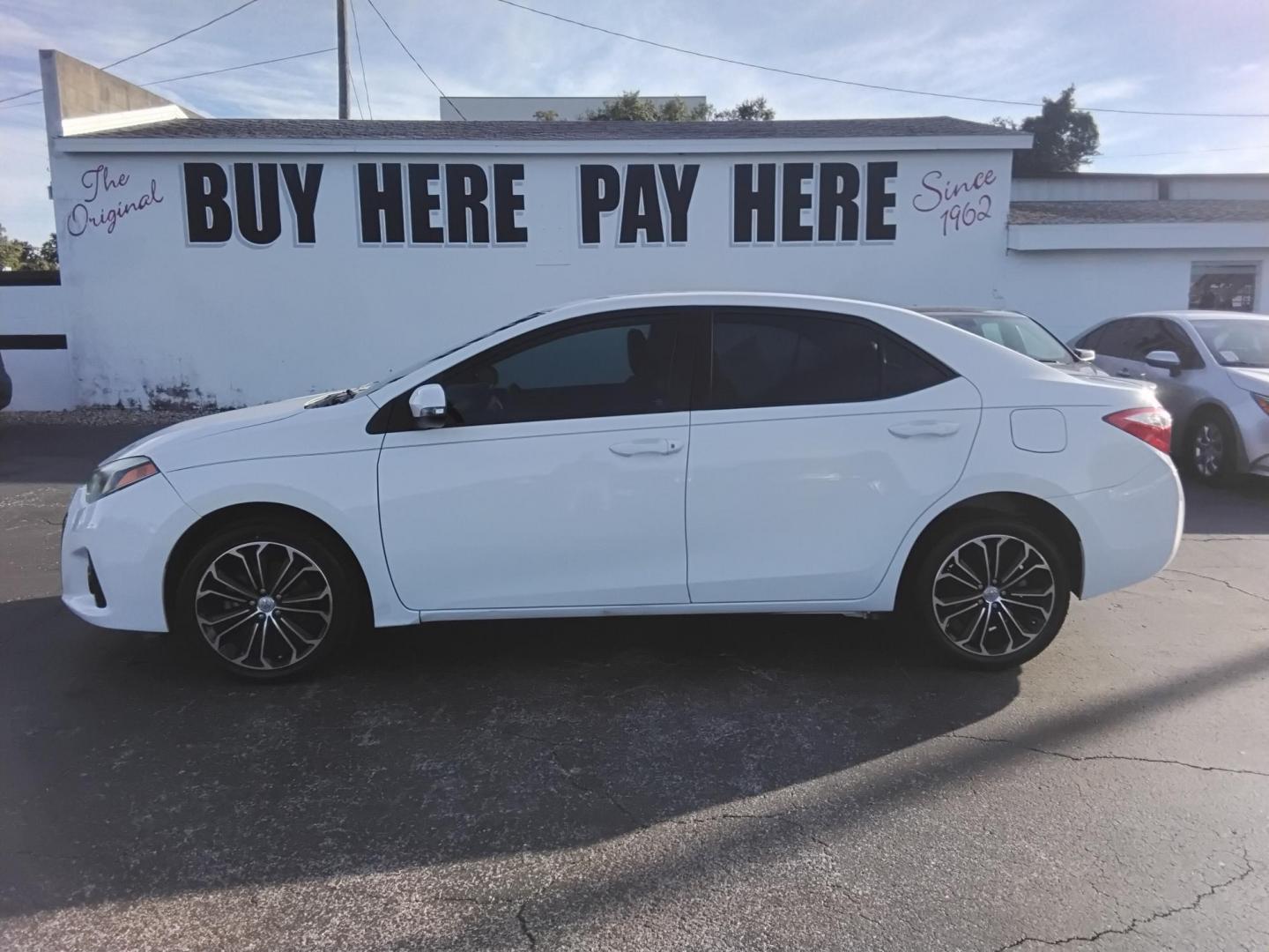 2016 Toyota Corolla S Plus's photo