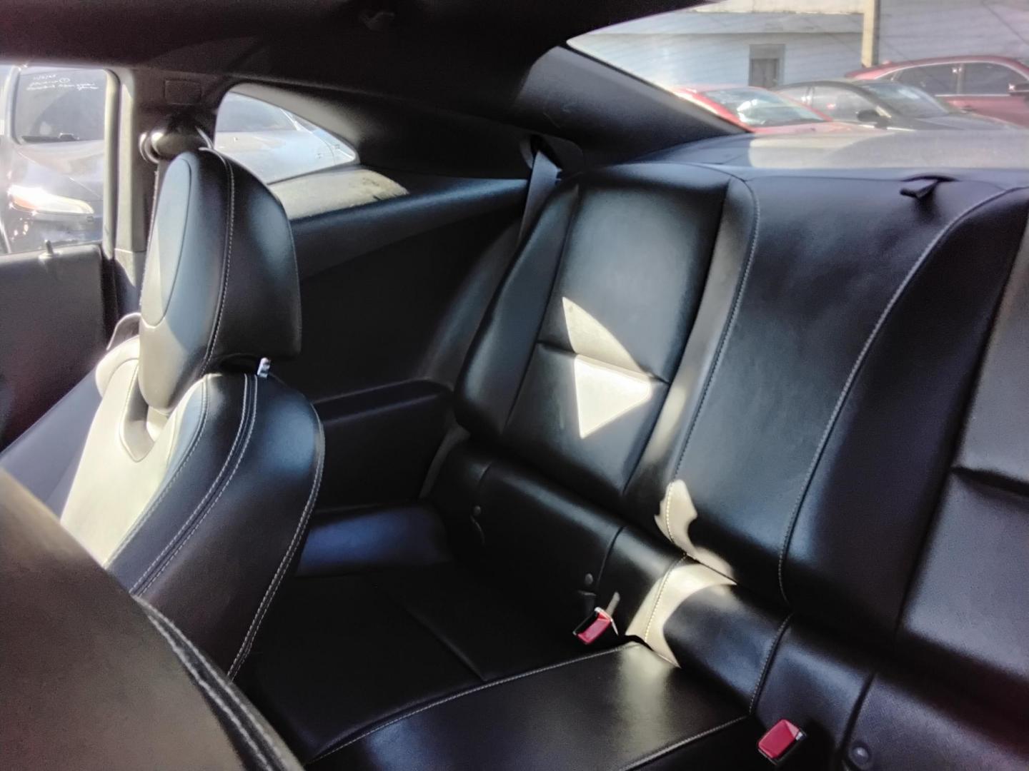 2015 Blue /Black Chevrolet Camaro 2LT Coupe (2G1FF1E39F9) with an 3.6L V6 DOHC 24V FFV engine, 6-Speed Automatic transmission, located at 6112 N Florida Avenue, Tampa, FL, 33604, (888) 521-5131, 27.954929, -82.459534 - 499$ DOWN PLUS TAX & TAG. - Photo#5