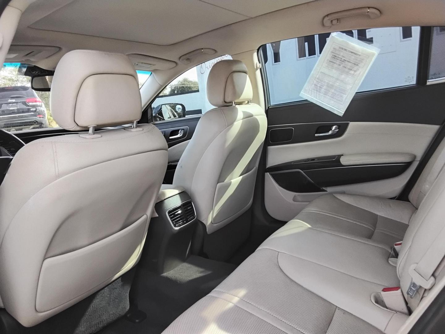 2015 BLACK /Beige Kia K900 V8 (KNALU4D45F6) with an 5.0L V8 OHV 32V engine, 8A transmission, located at 6112 N Florida Avenue, Tampa, FL, 33604, (888) 521-5131, 27.954929, -82.459534 - 499$ DOWN PLUS TAX & TAG. - Photo#11