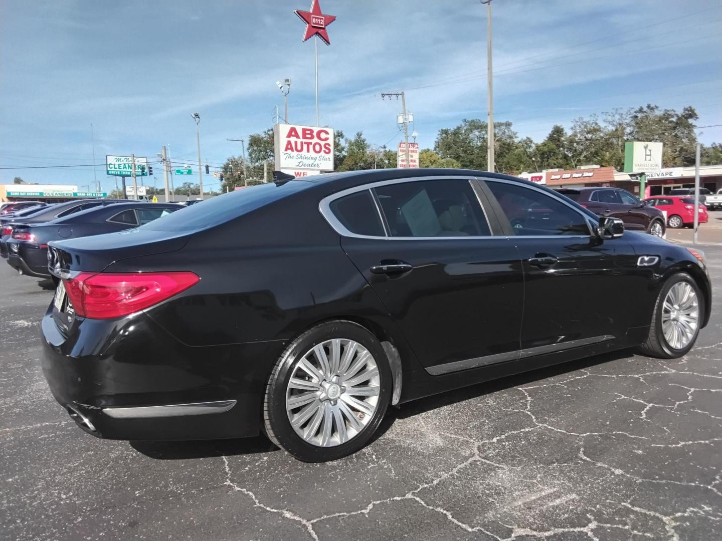 2015 BLACK /Beige Kia K900 V8 (KNALU4D45F6) with an 5.0L V8 OHV 32V engine, 8A transmission, located at 6112 N Florida Avenue, Tampa, FL, 33604, (888) 521-5131, 27.954929, -82.459534 - 499$ DOWN PLUS TAX & TAG. - Photo#3