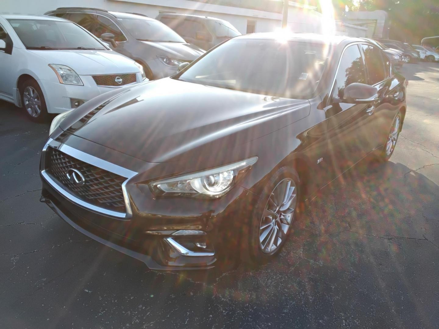 2018 BROWN /Beige Infiniti Q50 3.0t Sport (JN1EV7AP6JM) with an 3.0L V6 DOHC 24V TURBO engine, 7A transmission, located at 6112 N Florida Avenue, Tampa, FL, 33604, (888) 521-5131, 27.954929, -82.459534 - 499$ down plus tax & tag. - Photo#3