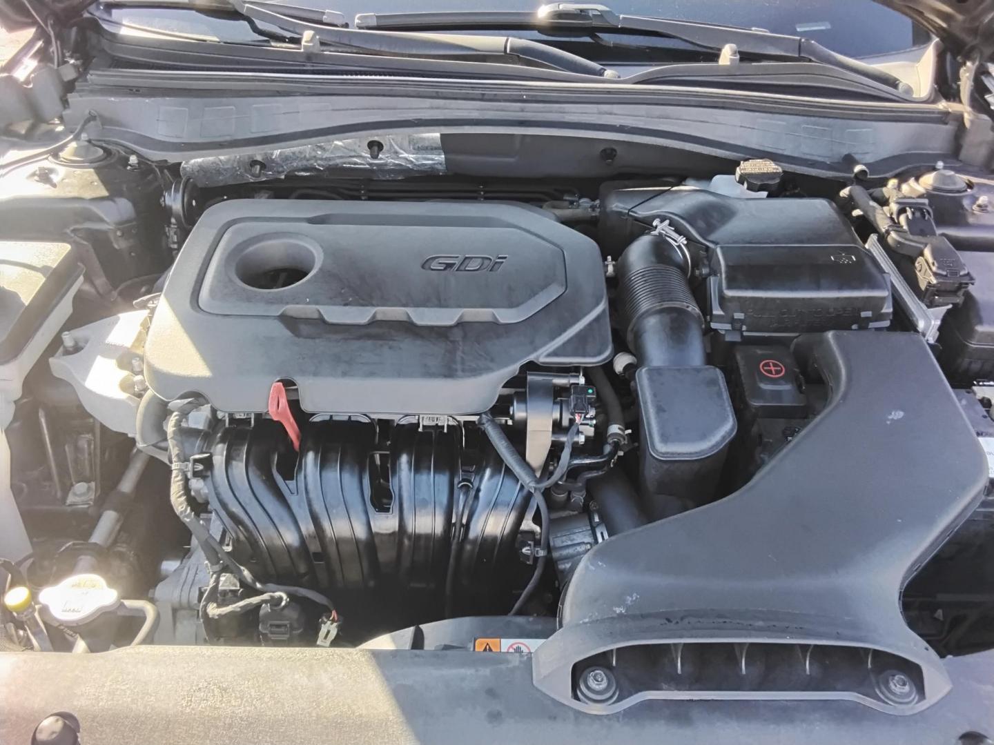 2016 BLACK /Grey Kia Optima EX (5XXGU4L39GG) with an 2.4L L4 DOHC 16V engine, 6A transmission, located at 6112 N Florida Avenue, Tampa, FL, 33604, (888) 521-5131, 27.954929, -82.459534 - 499$ down plus tax & tag. - Photo#9