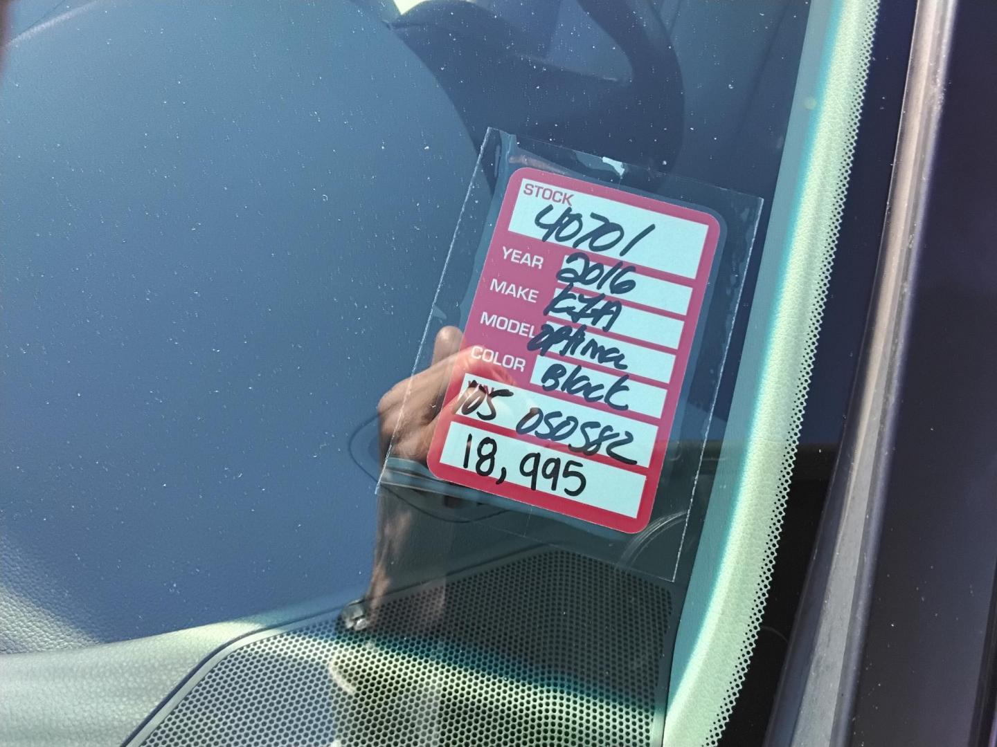 2016 BLACK /Grey Kia Optima EX (5XXGU4L39GG) with an 2.4L L4 DOHC 16V engine, 6A transmission, located at 6112 N Florida Avenue, Tampa, FL, 33604, (888) 521-5131, 27.954929, -82.459534 - 499$ down plus tax & tag. - Photo#11