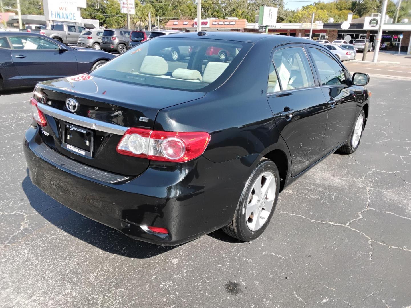 2013 GRAY /Grey Toyota Corolla S 5-Speed MT (2T1BU4EE0DC) with an 1.8L L4 DOHC 16V engine, 5-Speed Manual transmission, located at 6112 N Florida Avenue, Tampa, FL, 33604, (888) 521-5131, 27.954929, -82.459534 - 499$ down plus tax & tag. - Photo#4