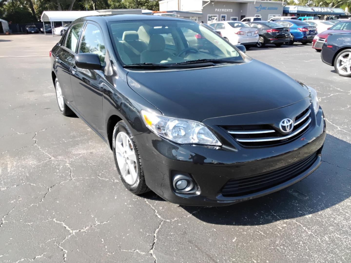 2013 GRAY /Grey Toyota Corolla S 5-Speed MT (2T1BU4EE0DC) with an 1.8L L4 DOHC 16V engine, 5-Speed Manual transmission, located at 6112 N Florida Avenue, Tampa, FL, 33604, (888) 521-5131, 27.954929, -82.459534 - 499$ down plus tax & tag. - Photo#3