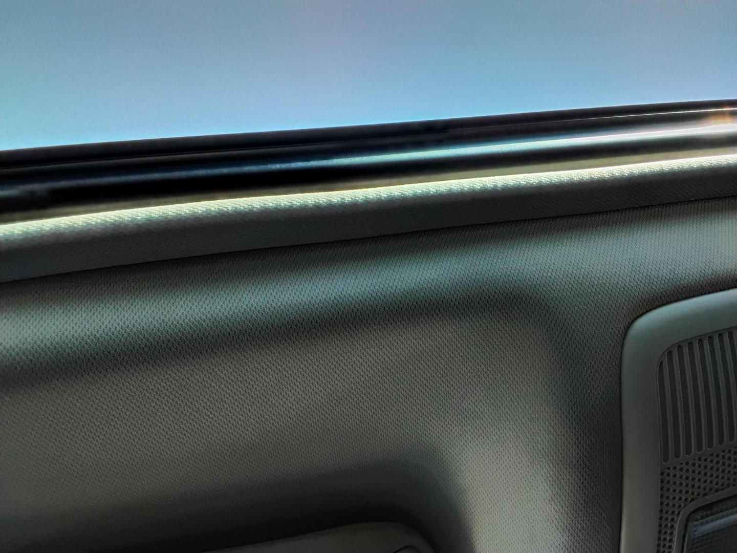 2017 White /Black Mazda Mazda6 i Touring AT (JM1GL1V53H1) with an 2.5L L4 DOHC 16V engine, 6A transmission, located at 6112 N Florida Avenue, Tampa, FL, 33604, (888) 521-5131, 27.954929, -82.459534 - 499$ down plus tax & tag. - Photo#14