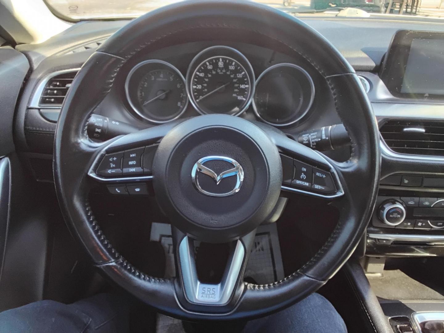 2017 White /Black Mazda Mazda6 i Touring AT (JM1GL1V53H1) with an 2.5L L4 DOHC 16V engine, 6A transmission, located at 6112 N Florida Avenue, Tampa, FL, 33604, (888) 521-5131, 27.954929, -82.459534 - 499$ down plus tax & tag. - Photo#8