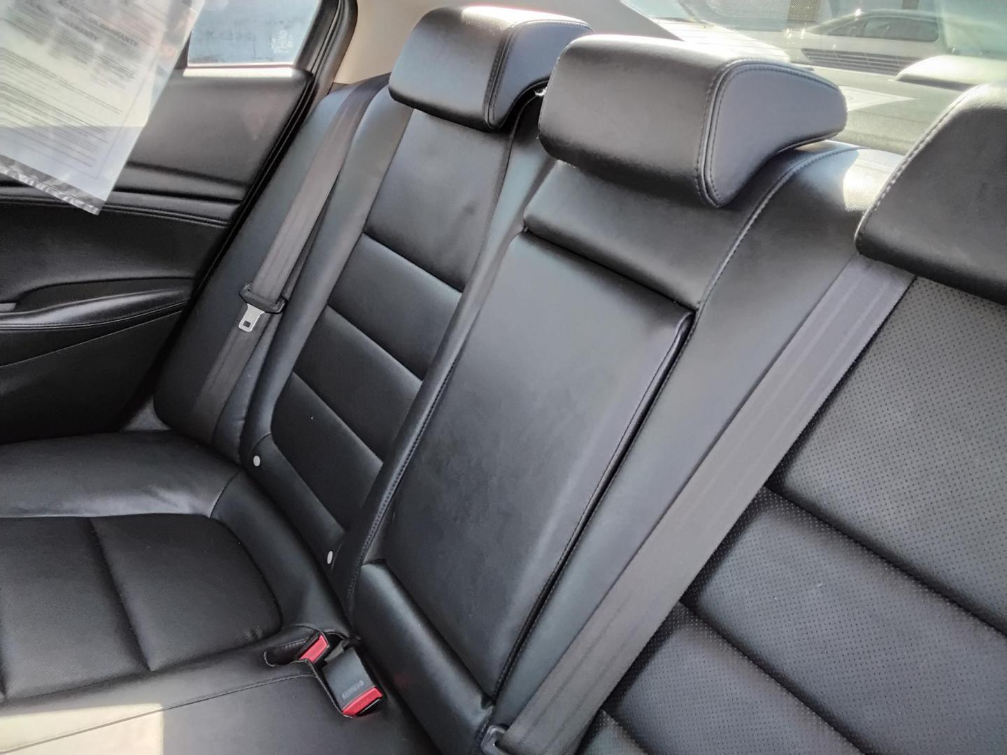 2017 White /Black Mazda Mazda6 i Touring AT (JM1GL1V53H1) with an 2.5L L4 DOHC 16V engine, 6A transmission, located at 6112 N Florida Avenue, Tampa, FL, 33604, (888) 521-5131, 27.954929, -82.459534 - 499$ down plus tax & tag. - Photo#11