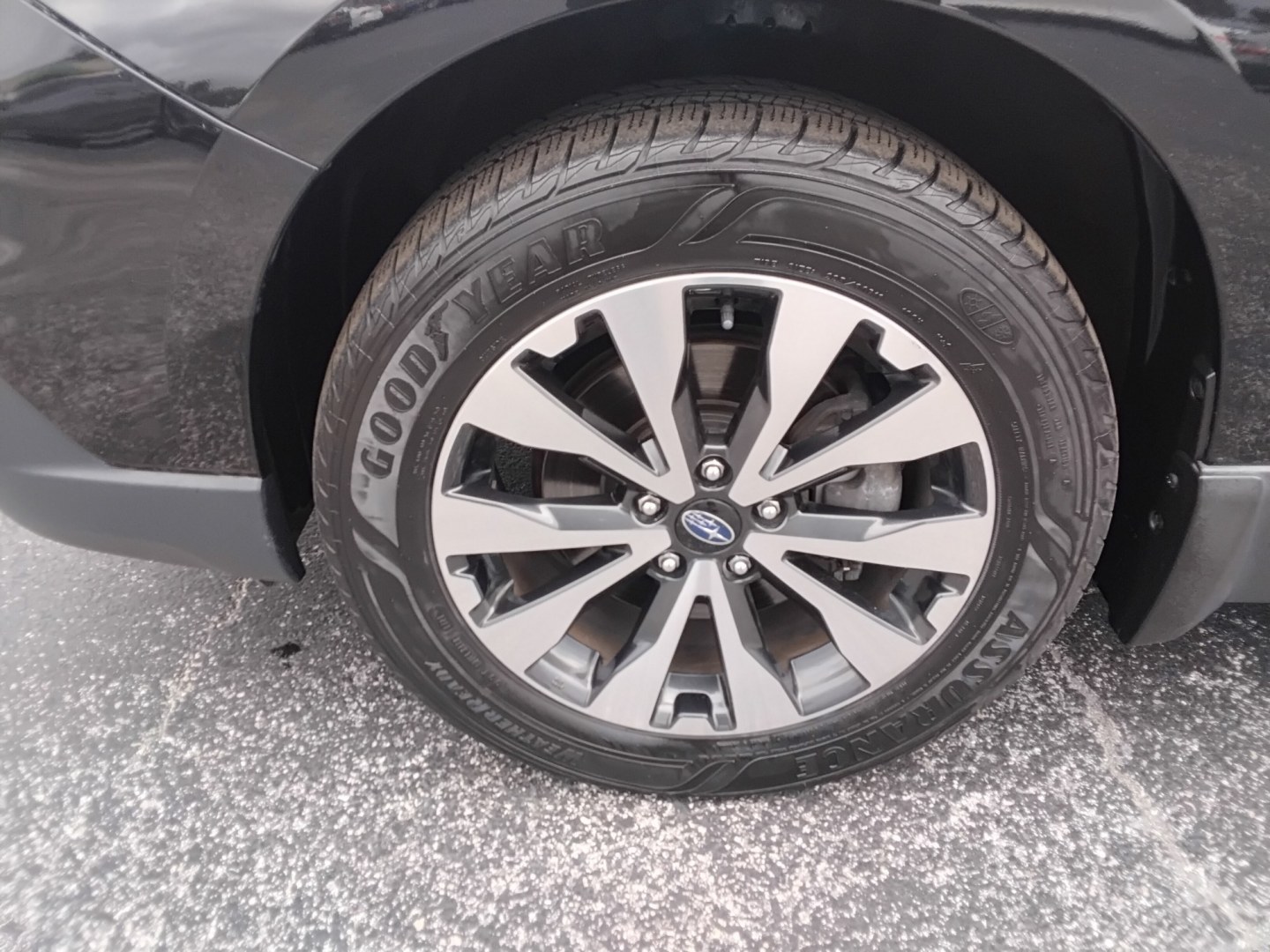 2015 BLACK /Black Subaru Outback 3.6R Limited (4S4BSENCXF3) with an 3.6L H6 DOHC 24V engine, 6-Speed Automatic transmission, located at 6112 N Florida Avenue, Tampa, FL, 33604, (888) 521-5131, 27.954929, -82.459534 - $499 DOWN PLUS TAX & TAG.- Photo#13