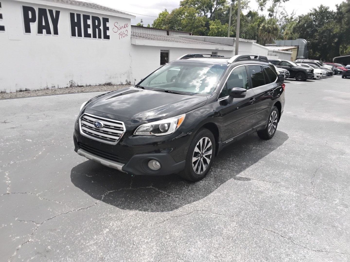 2015 BLACK /Black Subaru Outback 3.6R Limited (4S4BSENCXF3) with an 3.6L H6 DOHC 24V engine, 6-Speed Automatic transmission, located at 6112 N Florida Avenue, Tampa, FL, 33604, (888) 521-5131, 27.954929, -82.459534 - $499 DOWN PLUS TAX & TAG.- Photo#1