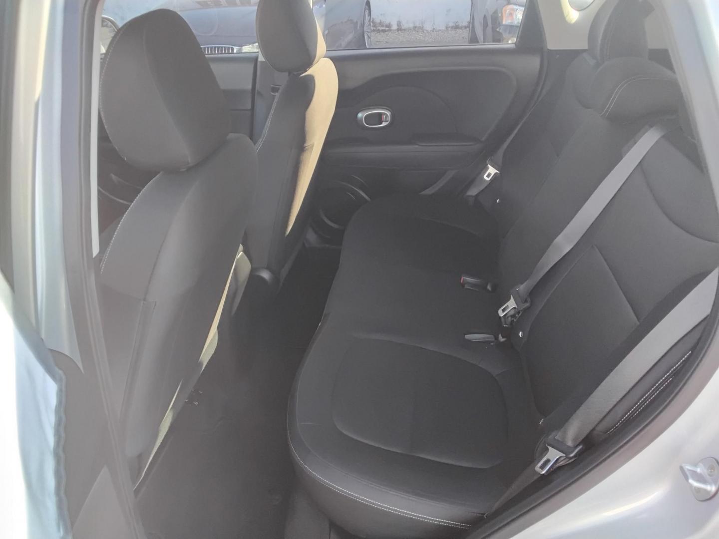 2016 SILVER /Grey Kia Soul Base 6A (KNDJN2A25G7) with an 1.6L L4 DOHC 16V engine, 6A transmission, located at 6112 N Florida Avenue, Tampa, FL, 33604, (888) 521-5131, 27.954929, -82.459534 - $499 DOWN PLUS TAX & TAG. - Photo#11