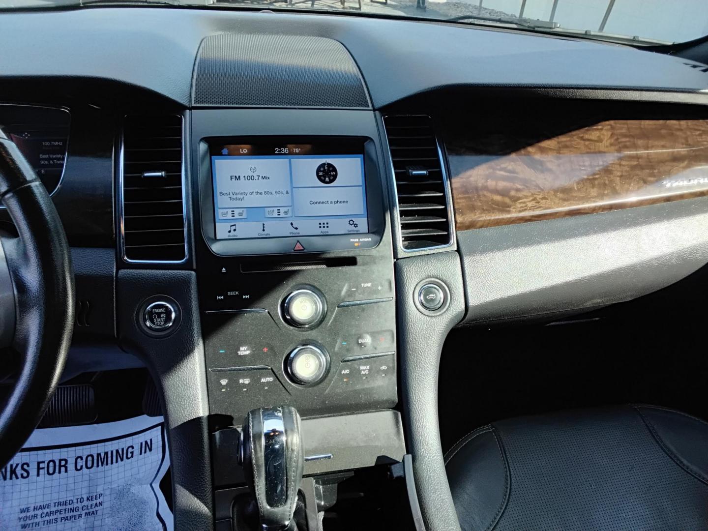 2016 GRAY /Grey Ford Taurus Limited FWD (1FAHP2F80GG) with an 3.5L V6 DOHC 24V engine, 6A transmission, located at 6112 N Florida Avenue, Tampa, FL, 33604, (888) 521-5131, 27.954929, -82.459534 - $499 down plus tax & tag. - Photo#9