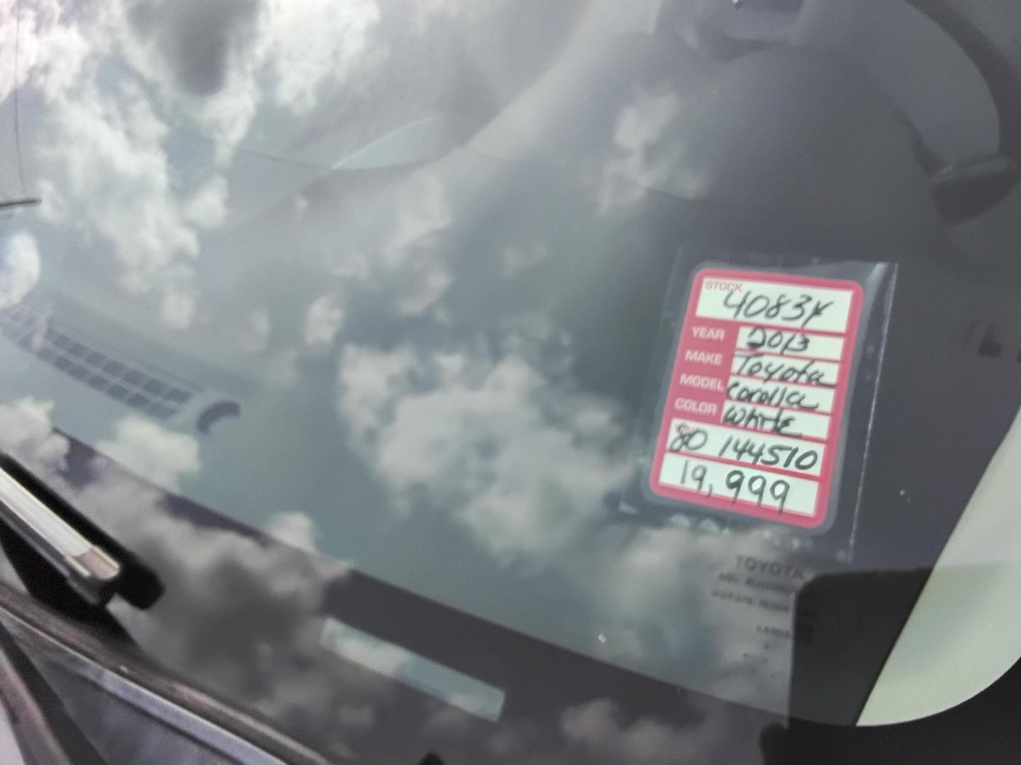 2013 White /Beige Toyota Corolla LE 4-Speed AT (5YFBU4EE0DP) with an 1.8L L4 DOHC 16V engine, 4-Speed Automatic transmission, located at 6112 N Florida Avenue, Tampa, FL, 33604, (888) 521-5131, 27.954929, -82.459534 - $499 DOWN PLUS TAX & TAG. - Photo#11