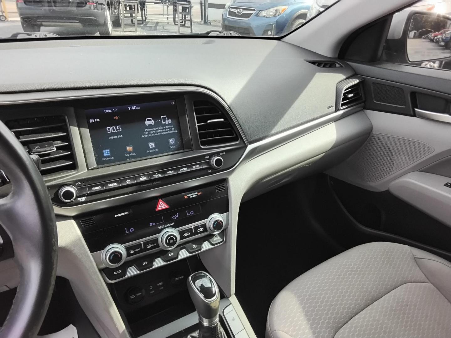 2020 GRAY /Beige Hyundai Elantra Limited (5NPD84LF1LH) with an 1.8L L4 DOHC 16V engine, 6A transmission, located at 6112 N Florida Avenue, Tampa, FL, 33604, (888) 521-5131, 27.954929, -82.459534 - $499 down plus tax & tag. - Photo#6