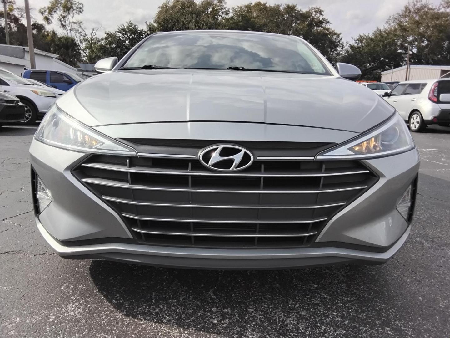 2020 GRAY /Beige Hyundai Elantra Limited (5NPD84LF1LH) with an 1.8L L4 DOHC 16V engine, 6A transmission, located at 6112 N Florida Avenue, Tampa, FL, 33604, (888) 521-5131, 27.954929, -82.459534 - $499 down plus tax & tag. - Photo#1