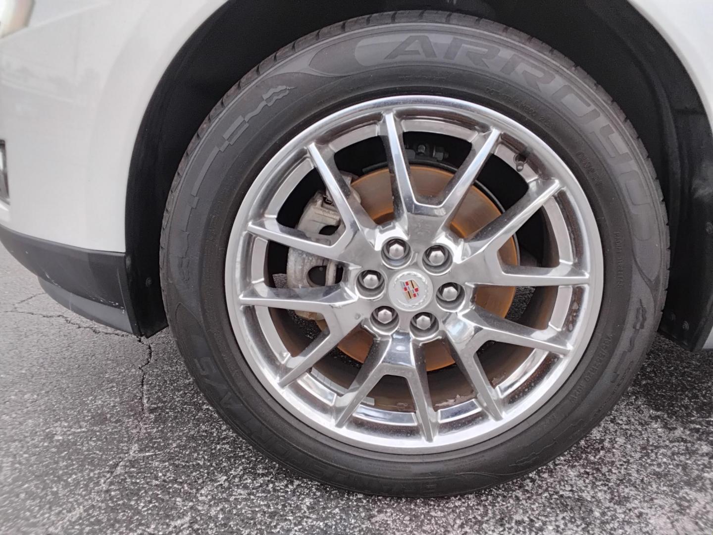 2014 White /Beige Cadillac SRX Performance Collection FWD (3GYFNCE31ES) with an 3.6L V6 DOHC 24V FFV engine, 6-Speed Automatic transmission, located at 6112 N Florida Avenue, Tampa, FL, 33604, (888) 521-5131, 27.954929, -82.459534 - $499 DOWN PLUS TAX & TAG. - Photo#14