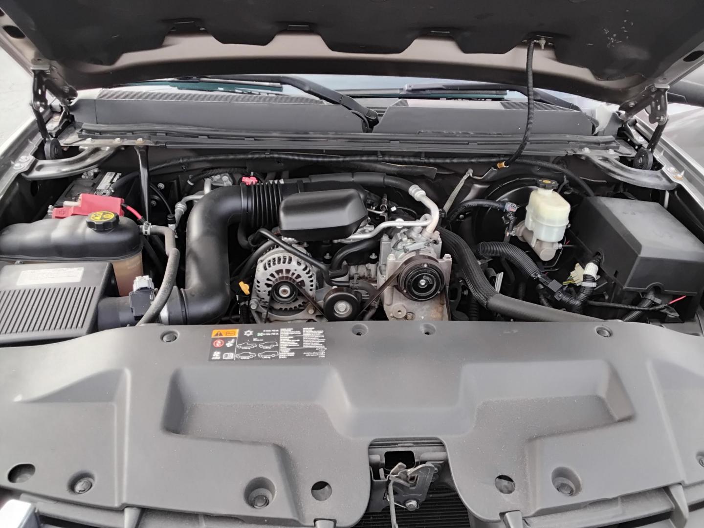 2013 GOLD /Beige GMC Sierra 1500 Work Truck 2WD (1GTN1TEX9DZ) with an 4.3L V6 OHV 12V engine, 6-Speed Automatic transmission, located at 6112 N Florida Avenue, Tampa, FL, 33604, (888) 521-5131, 27.954929, -82.459534 - $499 DOWN PLUS TAX & TAG. - Photo#12