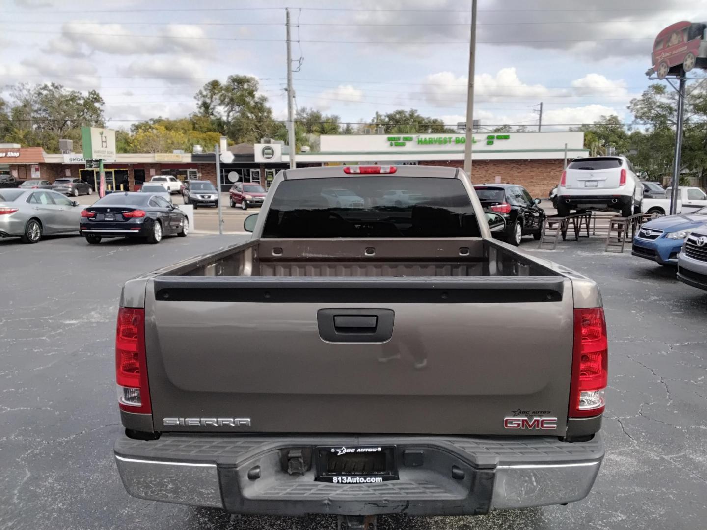 2013 GOLD /Beige GMC Sierra 1500 Work Truck 2WD (1GTN1TEX9DZ) with an 4.3L V6 OHV 12V engine, 6-Speed Automatic transmission, located at 6112 N Florida Avenue, Tampa, FL, 33604, (888) 521-5131, 27.954929, -82.459534 - $499 DOWN PLUS TAX & TAG. - Photo#7