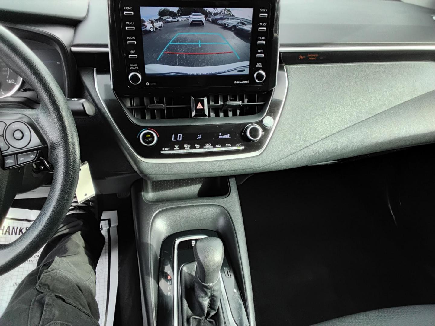 2021 White /Grey Toyota Corolla LE (5YFEPMAE7MP) with an 1.8L L4 DOHC 16V engine, CVT transmission, located at 6112 N Florida Avenue, Tampa, FL, 33604, (888) 521-5131, 27.954929, -82.459534 - $499 down plus tax & tag. - Photo#10