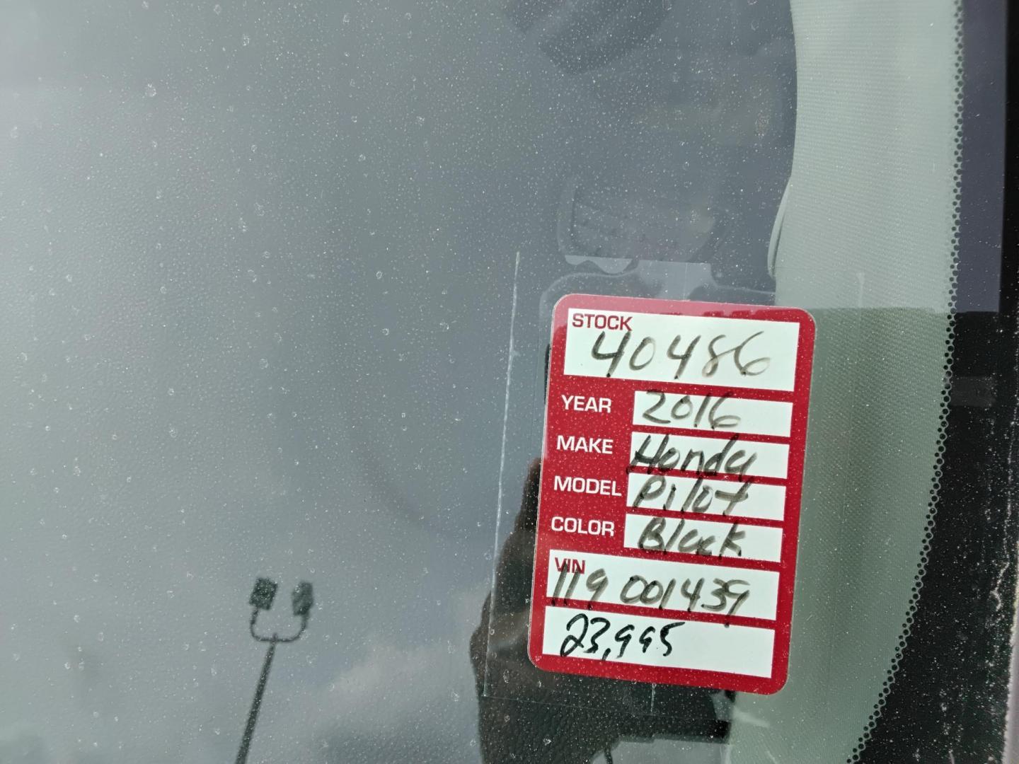 2016 BLACK /Grey Honda Pilot EX 2WD (5FNYF5H31GB) with an 3.5L V6 SOHC 24V engine, 6-Speed Automatic transmission, located at 6112 N Florida Avenue, Tampa, FL, 33604, (888) 521-5131, 27.954929, -82.459534 - $499 down plus tax & tag. - Photo#14