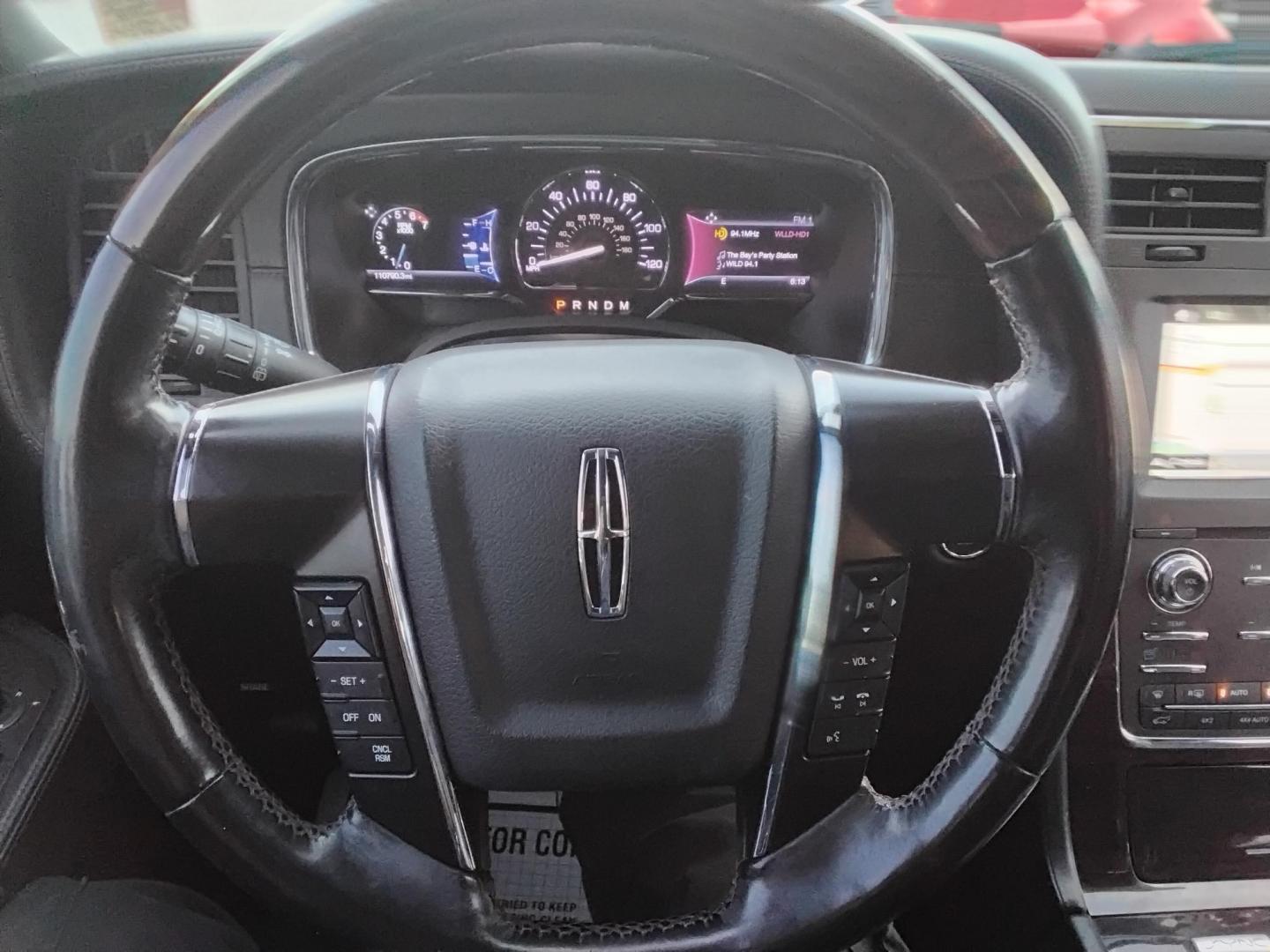 2016 White /Black Lincoln Navigator L Reserve 4WD (5LMJJ3LT0GE) with an 3.5L V6 DOHC 24V FFV engine, 6A transmission, located at 6112 N Florida Avenue, Tampa, FL, 33604, (888) 521-5131, 27.954929, -82.459534 - $499 DOWN PLUS TAX & TAG. - Photo#12