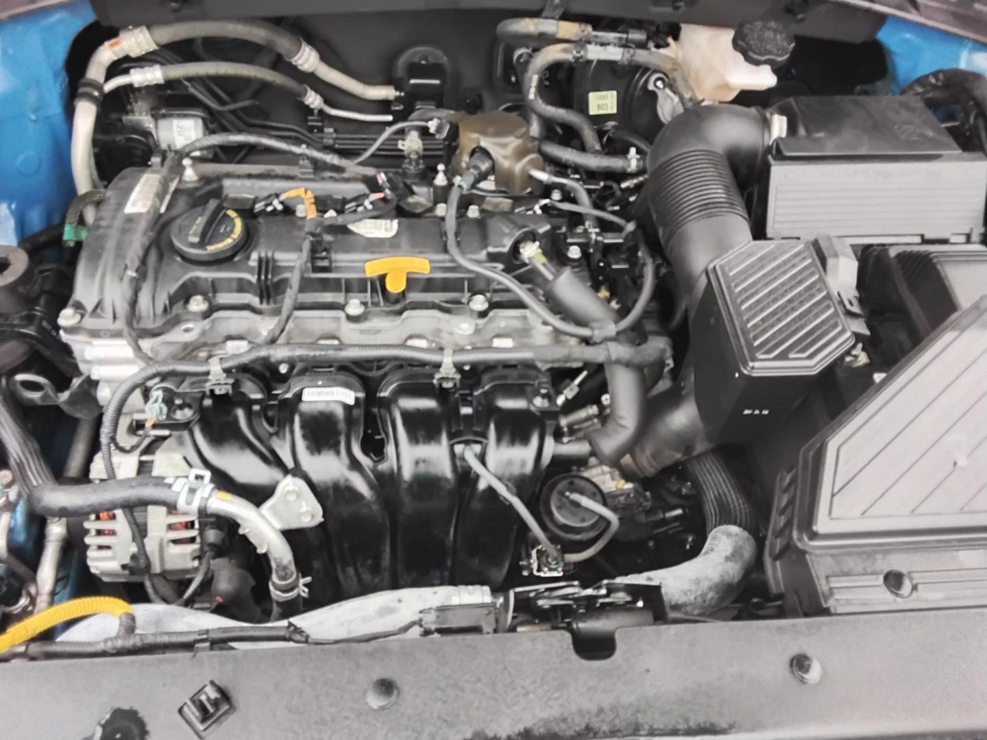 2017 BLUE /Grey Hyundai Tucson SE (KM8J23A45HU) with an 2.0L L4 DOHC 16V engine, 6A transmission, located at 6112 N Florida Avenue, Tampa, FL, 33604, (888) 521-5131, 27.954929, -82.459534 - $499 DOWN PLUS TAX & TAG. - Photo#24