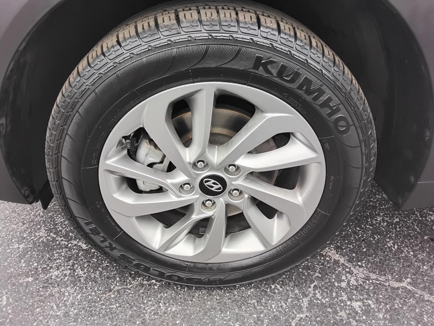 2017 BLUE /Grey Hyundai Tucson SE (KM8J23A45HU) with an 2.0L L4 DOHC 16V engine, 6A transmission, located at 6112 N Florida Avenue, Tampa, FL, 33604, (888) 521-5131, 27.954929, -82.459534 - $499 DOWN PLUS TAX & TAG. - Photo#22