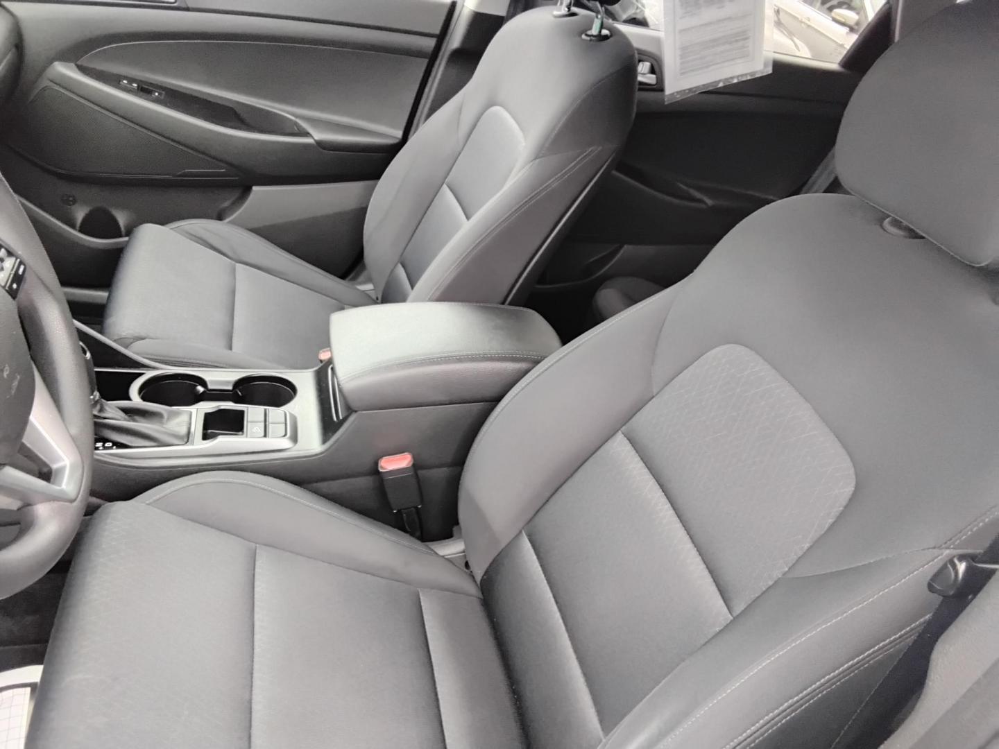 2017 BLUE /Grey Hyundai Tucson SE (KM8J23A45HU) with an 2.0L L4 DOHC 16V engine, 6A transmission, located at 6112 N Florida Avenue, Tampa, FL, 33604, (888) 521-5131, 27.954929, -82.459534 - $499 DOWN PLUS TAX & TAG. - Photo#18