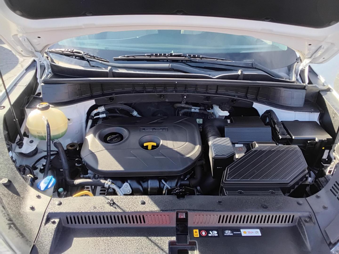 2016 White /White Hyundai Tucson SE (KM8J23A40GU) with an 2.0L L4 DOHC 16V engine, 6A transmission, located at 6112 N Florida Avenue, Tampa, FL, 33604, (888) 521-5131, 27.954929, -82.459534 - $499 DOWN PLUS TAX & TAG. - Photo#14