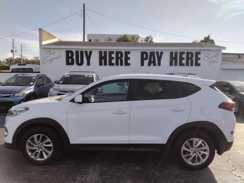 2016 Hyundai Tucson SE
