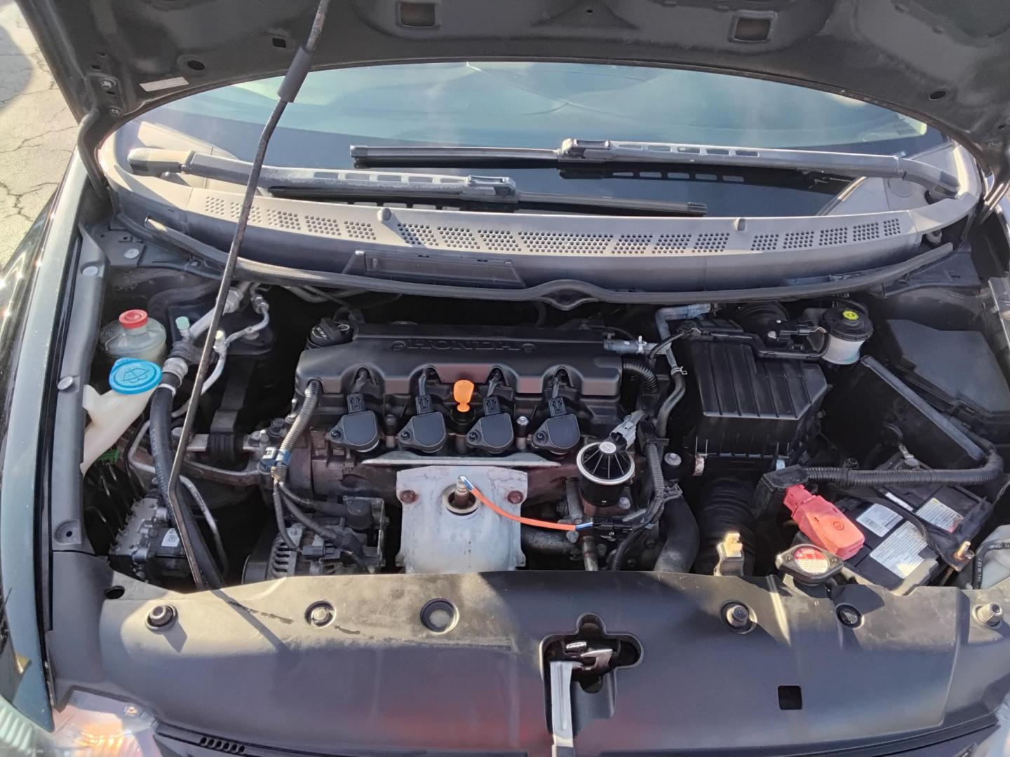 2010 BLACK /Grey Honda Civic EX Coupe 5-Speed AT (2HGFG1B89AH) with an 1.8L L4 SOHC 16V engine, 5-Speed Automatic transmission, located at 6112 N Florida Avenue, Tampa, FL, 33604, (888) 521-5131, 27.954929, -82.459534 - $499 DOWN PLUS TAX & TAG. - Photo#13