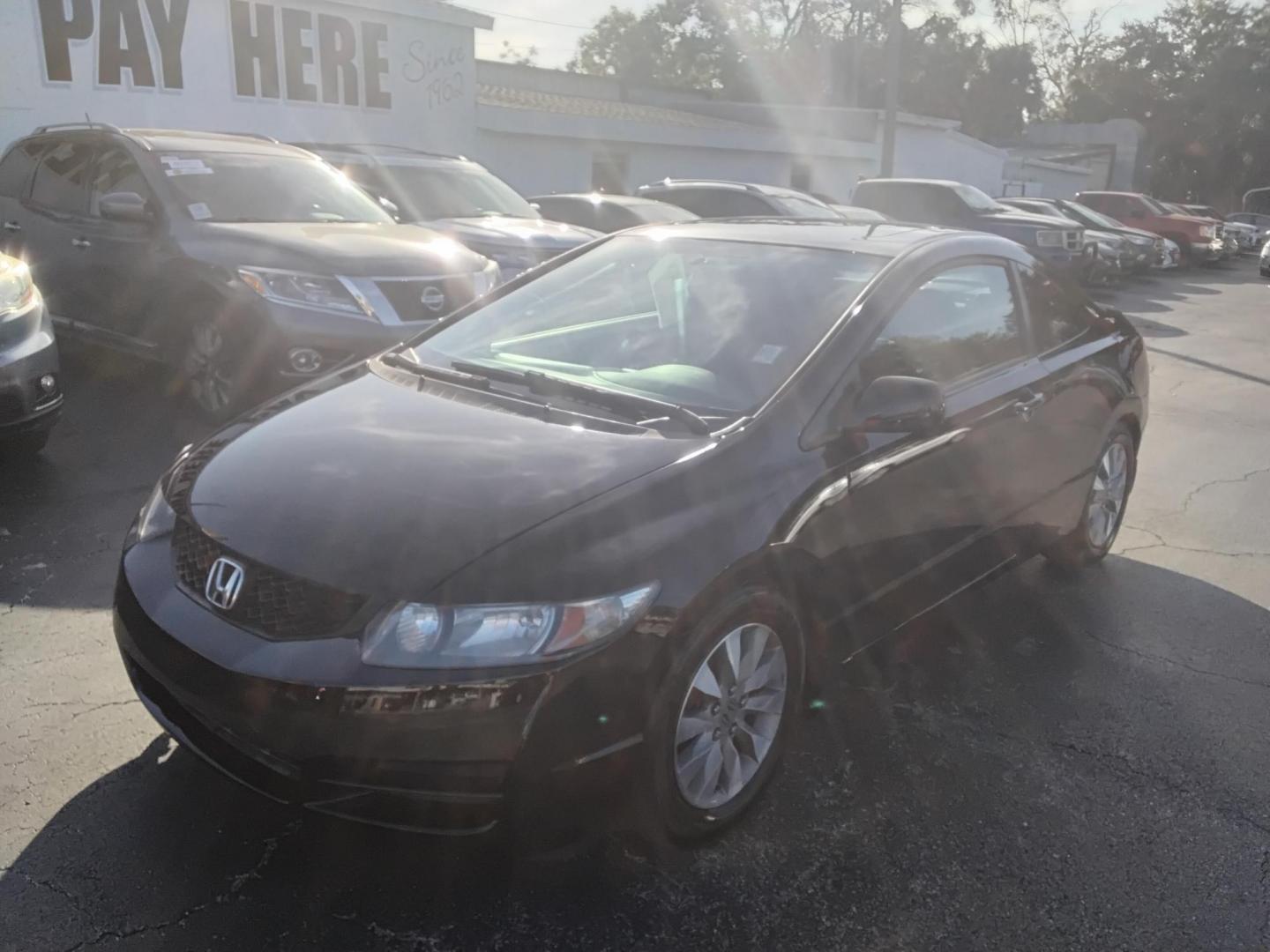 2010 BLACK /Grey Honda Civic EX Coupe 5-Speed AT (2HGFG1B89AH) with an 1.8L L4 SOHC 16V engine, 5-Speed Automatic transmission, located at 6112 N Florida Avenue, Tampa, FL, 33604, (888) 521-5131, 27.954929, -82.459534 - $499 DOWN PLUS TAX & TAG. - Photo#1