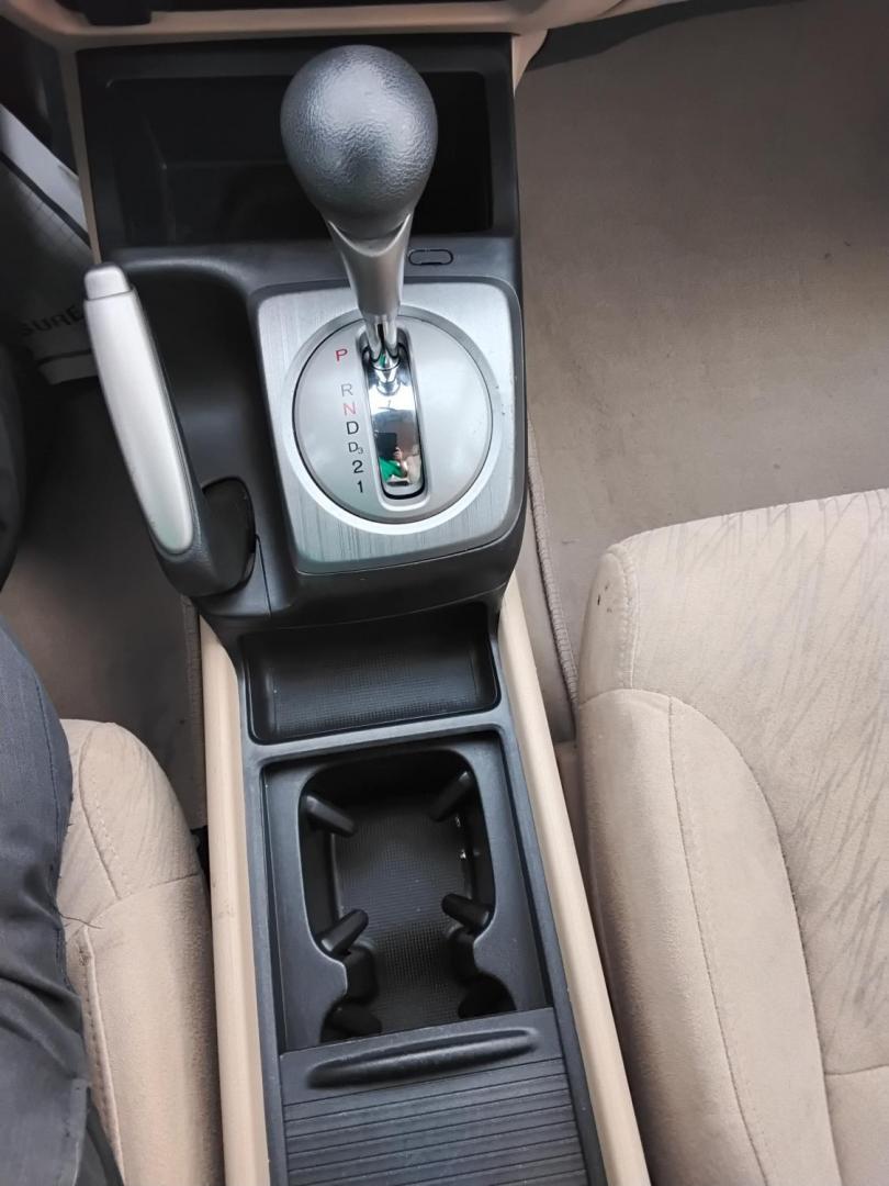 2007 White /Beige Honda Civic LX Coupe AT (2HGFG12697H) with an 1.8L L4 SOHC 16V engine, 5-Speed Automatic Overdrive transmission, located at 6112 N Florida Avenue, Tampa, FL, 33604, (888) 521-5131, 27.954929, -82.459534 - $499 down plus tax & tag. - Photo#14