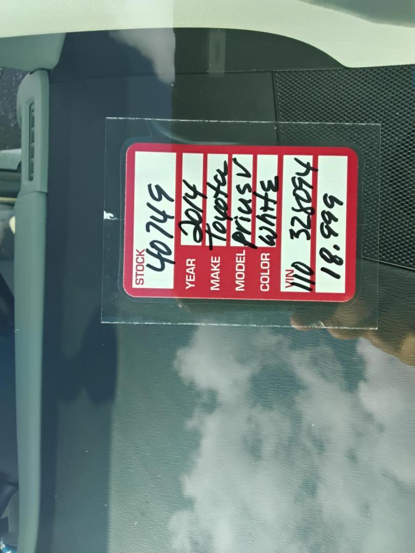 2014 White /White Toyota Prius V Three (JTDZN3EU2E3) with an 1.8L L4 DOHC 16V HYBRID engine, Continuously Variable Transmission transmission, located at 6112 N Florida Avenue, Tampa, FL, 33604, (888) 521-5131, 27.954929, -82.459534 - $499 down plus tax & tag. - Photo#10
