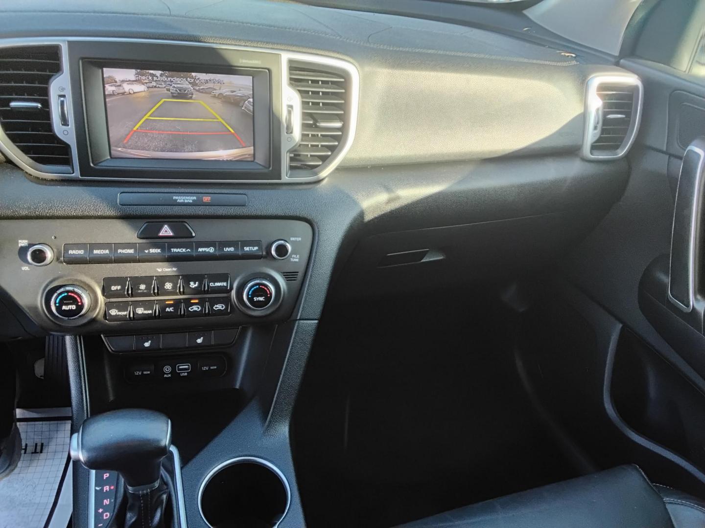 2017 SILVER /Black Kia Sportage EX FWD (KNDPN3AC1H7) with an 2.4L V6 DOHC 24V engine, 6A transmission, located at 6112 N Florida Avenue, Tampa, FL, 33604, (888) 521-5131, 27.954929, -82.459534 - $499 down plus tax & tag. - Photo#12