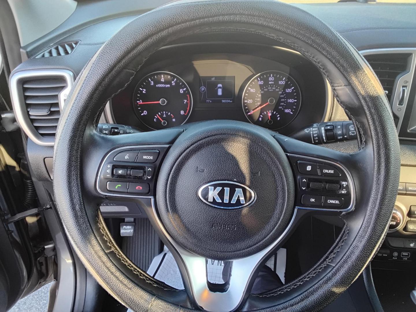2017 SILVER /Black Kia Sportage EX FWD (KNDPN3AC1H7) with an 2.4L V6 DOHC 24V engine, 6A transmission, located at 6112 N Florida Avenue, Tampa, FL, 33604, (888) 521-5131, 27.954929, -82.459534 - $499 down plus tax & tag. - Photo#11