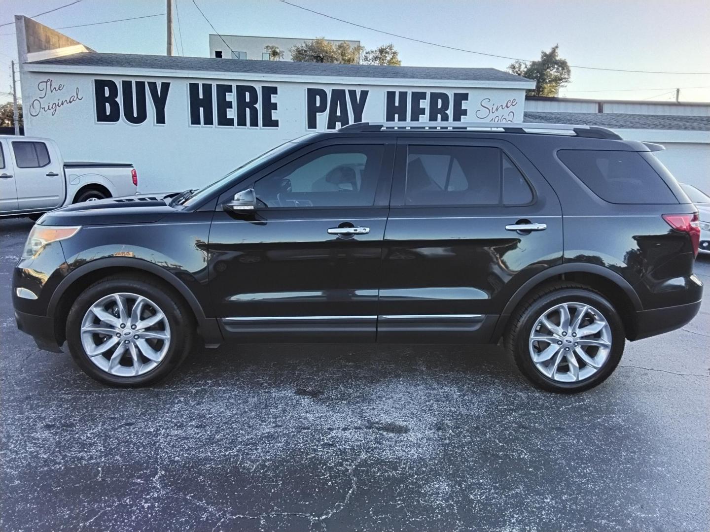 2015 BLACK /Beige Ford Explorer Limited FWD (1FM5K7F86FG) with an 3.5L V6 DOHC 24V engine, 6-Speed Automatic transmission, located at 6112 N Florida Avenue, Tampa, FL, 33604, (888) 521-5131, 27.954929, -82.459534 - $499 down plus tax & tag. - Photo#0