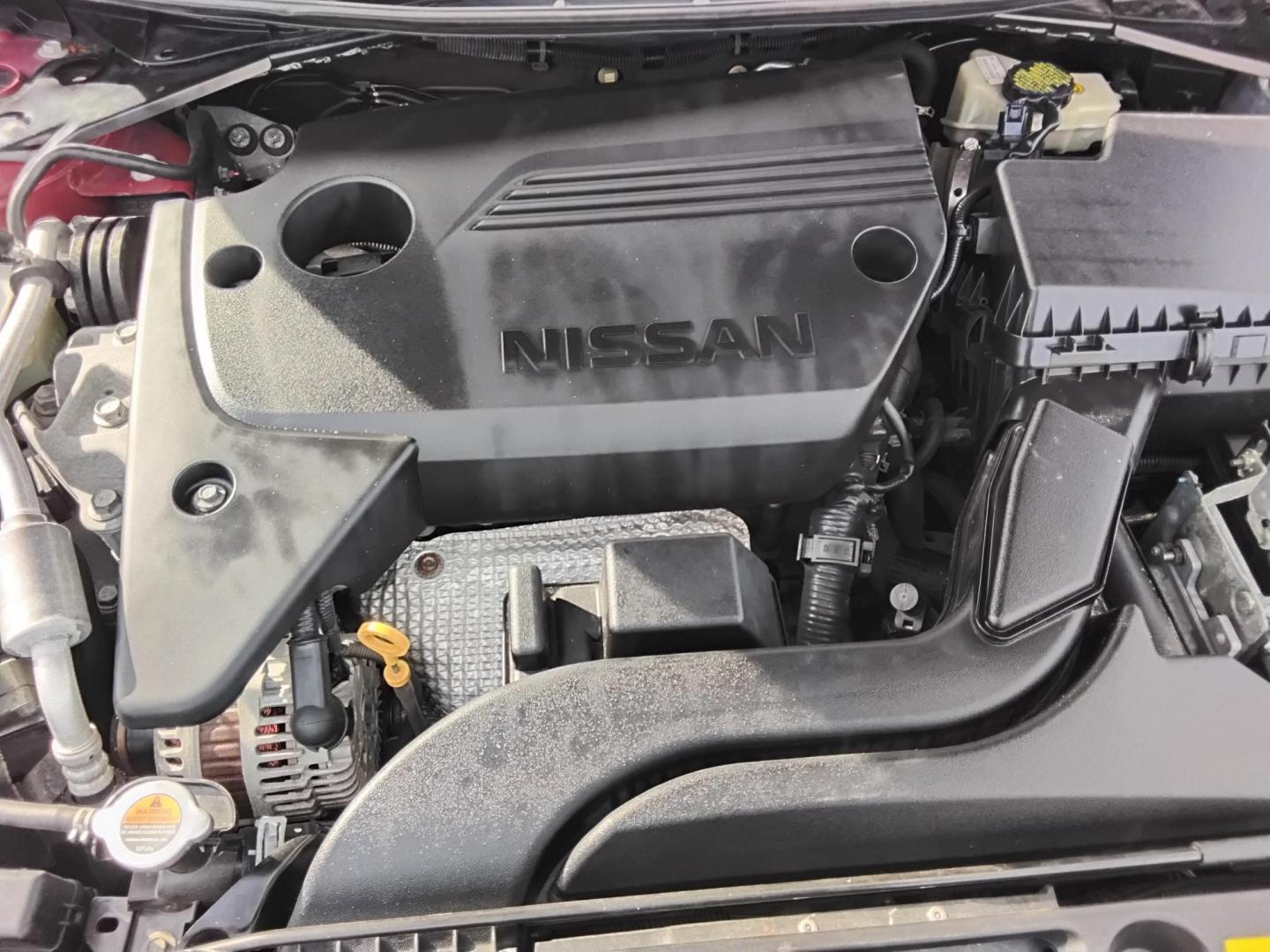 2016 RED /Grey Nissan Altima 2.5 SL (1N4AL3AP3GN) with an 2.5L L4 DOHC 16V engine, CVT transmission, located at 6112 N Florida Avenue, Tampa, FL, 33604, (888) 521-5131, 27.954929, -82.459534 - $499 down plus tax & tag. - Photo#24