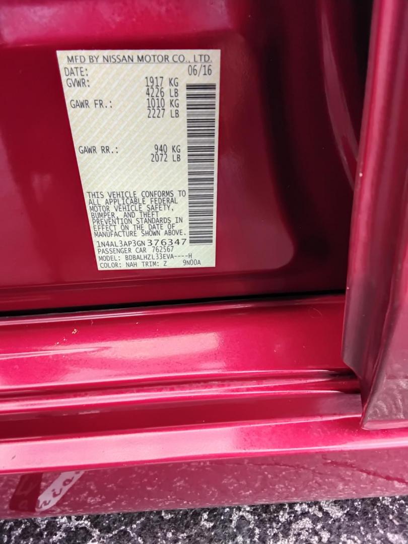 2016 RED /Grey Nissan Altima 2.5 SL (1N4AL3AP3GN) with an 2.5L L4 DOHC 16V engine, CVT transmission, located at 6112 N Florida Avenue, Tampa, FL, 33604, (888) 521-5131, 27.954929, -82.459534 - $499 down plus tax & tag. - Photo#23