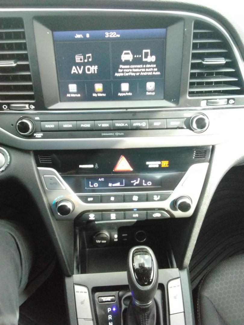 2017 GRAY /Grey Hyundai Elantra Limited (5NPD84LF8HH) with an 1.8L L4 DOHC 16V engine, 6A transmission, located at 6112 N Florida Avenue, Tampa, FL, 33604, (888) 521-5131, 27.954929, -82.459534 - $499 down plus tax & tag. - Photo#16