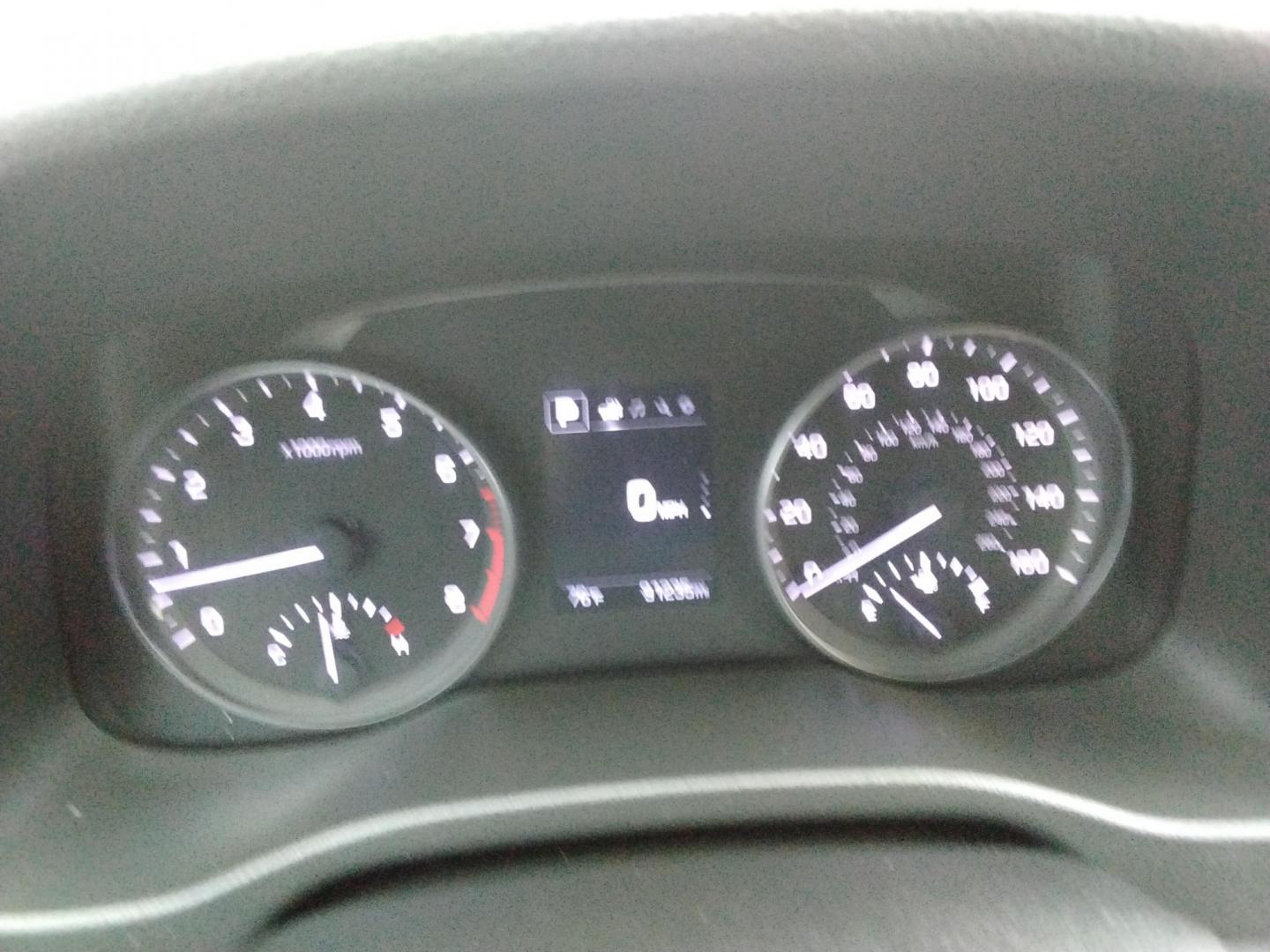 2017 GRAY /Grey Hyundai Elantra Limited (5NPD84LF8HH) with an 1.8L L4 DOHC 16V engine, 6A transmission, located at 6112 N Florida Avenue, Tampa, FL, 33604, (888) 521-5131, 27.954929, -82.459534 - $499 down plus tax & tag. - Photo#15