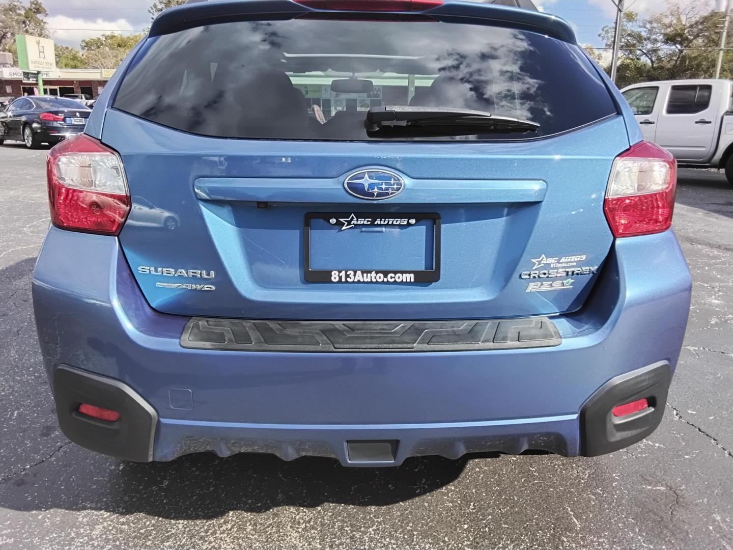 2016 BLUE /White Subaru XV Crosstrek 2.0i Premium CVT (JF2GPABC8G8) with an 2.0L L4 DOHC 16V engine, CVT transmission, located at 6112 N Florida Avenue, Tampa, FL, 33604, (888) 521-5131, 27.954929, -82.459534 - $499 down plus tax & tag.- Photo#5