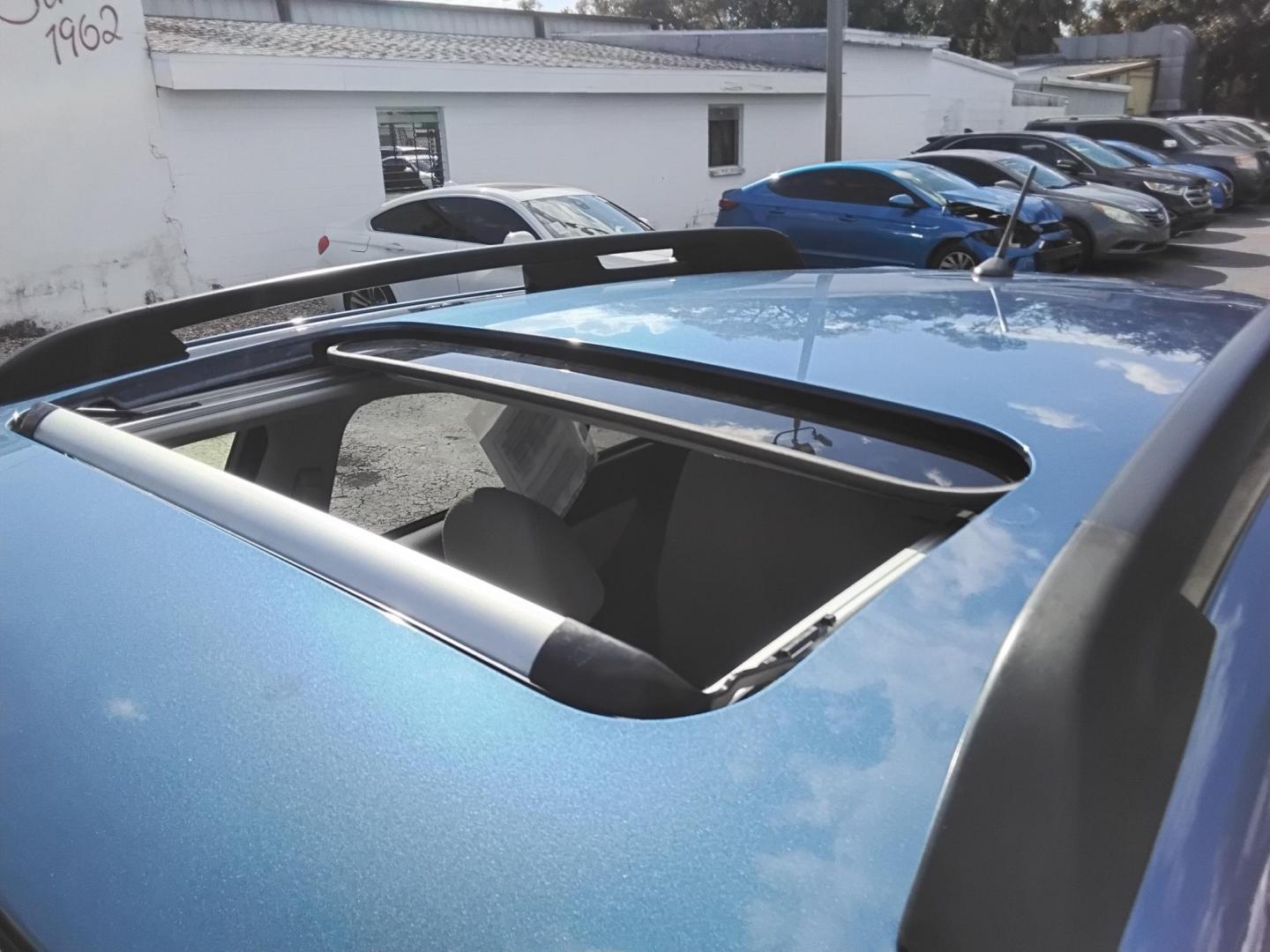 2016 BLUE /White Subaru XV Crosstrek 2.0i Premium CVT (JF2GPABC8G8) with an 2.0L L4 DOHC 16V engine, CVT transmission, located at 6112 N Florida Avenue, Tampa, FL, 33604, (888) 521-5131, 27.954929, -82.459534 - $499 down plus tax & tag. - Photo#10