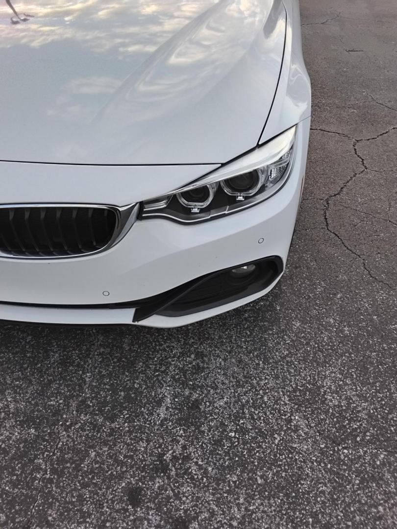 2017 White /Red BMW 4-Series Gran Coupe 430i (WBA4F7C58HG) with an 2.0L L4 DOHC 16V engine, 8A transmission, located at 6112 N Florida Avenue, Tampa, FL, 33604, (888) 521-5131, 27.954929, -82.459534 - $499 down plus tax & tag. - Photo#7