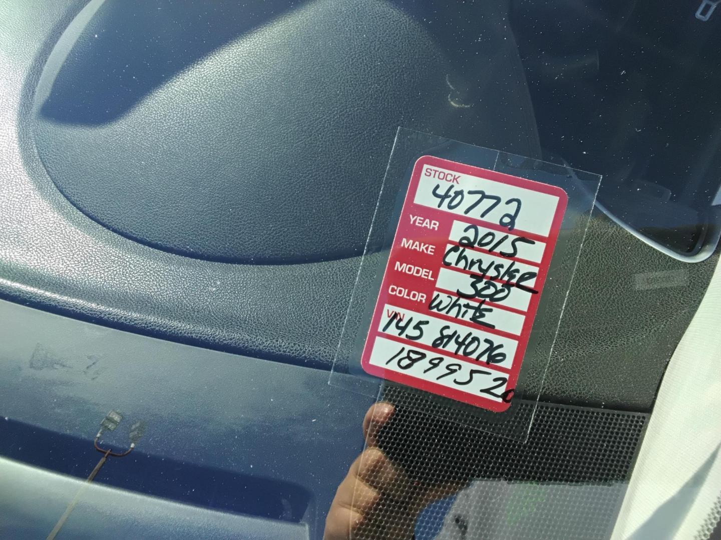 2015 White /Black Chrysler 300 Limited RWD (2C3CCAAG5FH) with an 3.6L V6 SOHC 24V engine, 8-Speed Automatic transmission, located at 6112 N Florida Avenue, Tampa, FL, 33604, (888) 521-5131, 27.954929, -82.459534 - $499 down plus tax & tag. - Photo#15