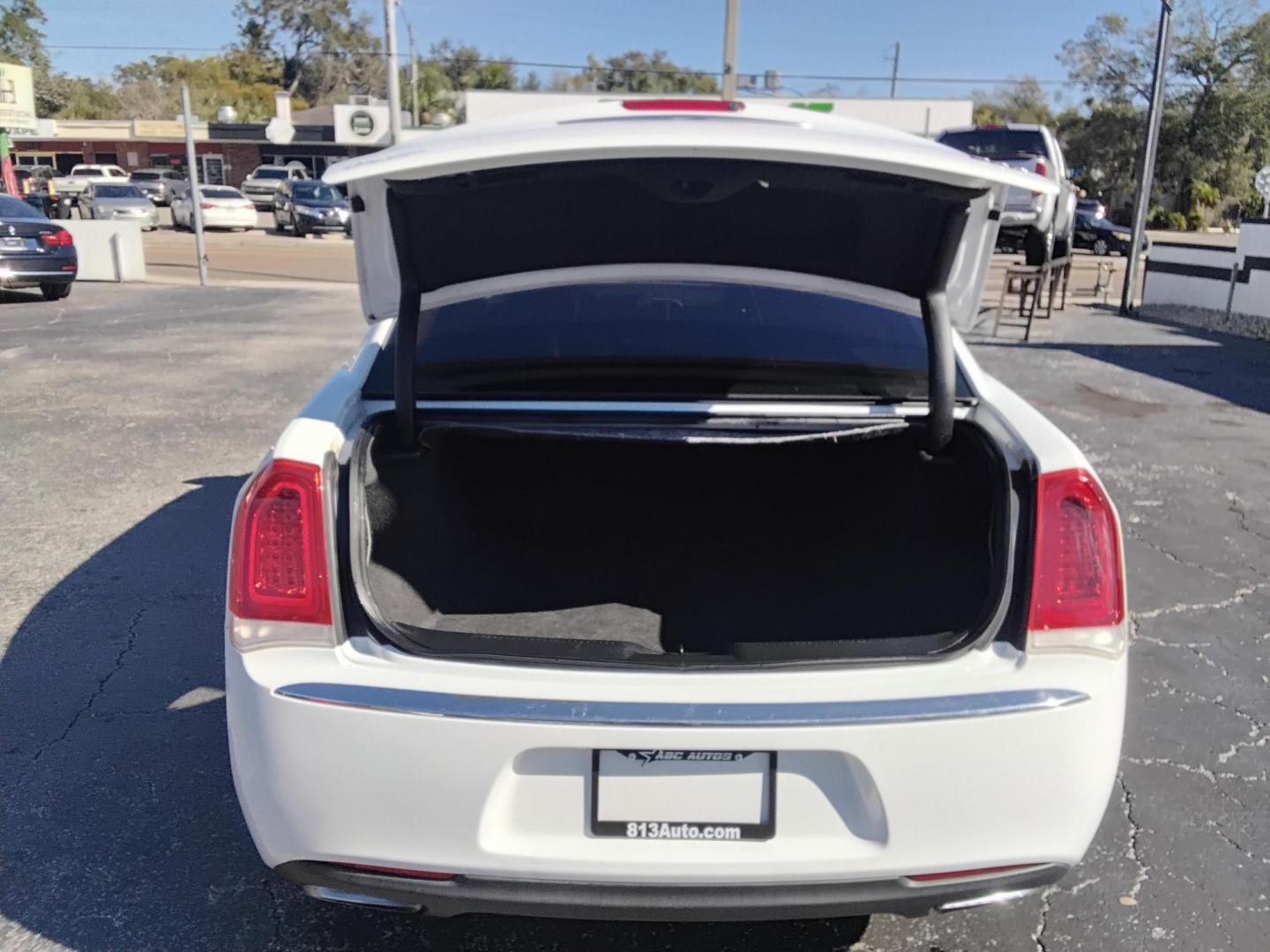 2015 White /Black Chrysler 300 Limited RWD (2C3CCAAG5FH) with an 3.6L V6 SOHC 24V engine, 8-Speed Automatic transmission, located at 6112 N Florida Avenue, Tampa, FL, 33604, (888) 521-5131, 27.954929, -82.459534 - $499 down plus tax & tag. - Photo#6