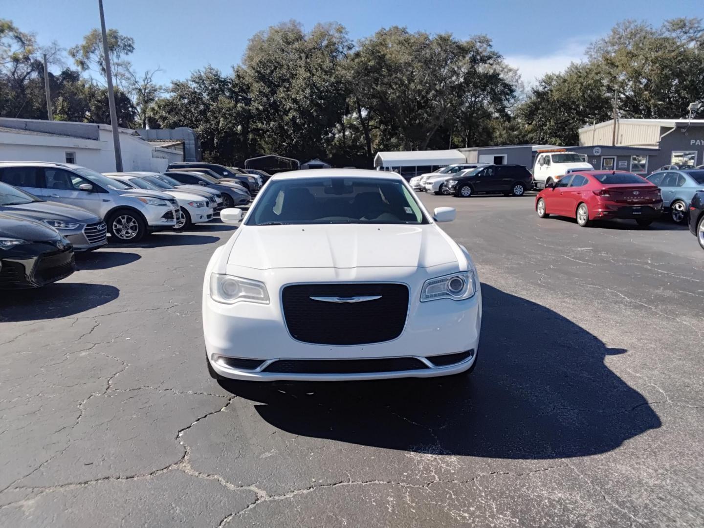 2015 White /Black Chrysler 300 Limited RWD (2C3CCAAG5FH) with an 3.6L V6 SOHC 24V engine, 8-Speed Automatic transmission, located at 6112 N Florida Avenue, Tampa, FL, 33604, (888) 521-5131, 27.954929, -82.459534 - $499 down plus tax & tag. - Photo#1